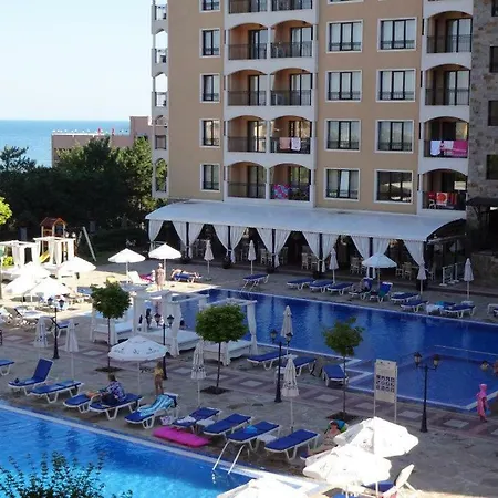 Bendita Mare Family *